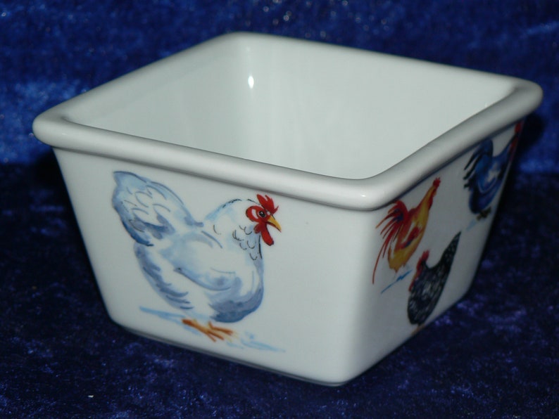Small chicken cockerel hen design deep Square dish nibbles pies pasta sweets