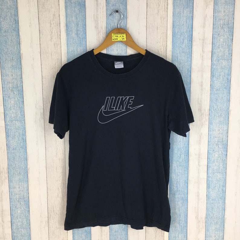 nike streetwear t shirt