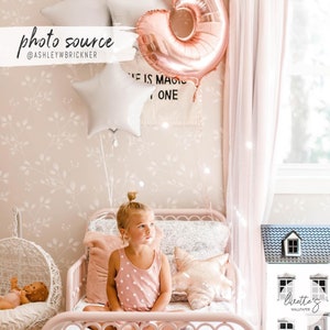 Wildflower removable wallpaper in boho style kids bedroom