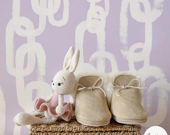Lavender Chain Print Wallpaper, Kids Bedroom Wall Art