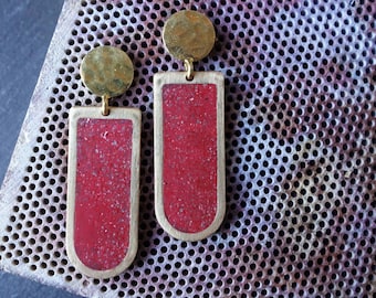 ARC Earrings in colored CEMENT. Lightweight, hypoallergenic U shape earrings. Brass and colored cement arch earrings