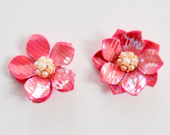 Vintage 1970's costume jewelry clip on earrings