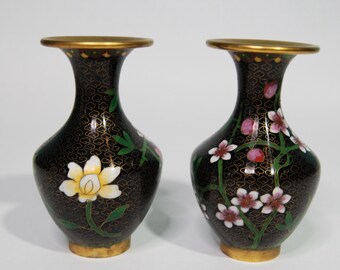 Set of 2 vintage small cloissone bud vases
