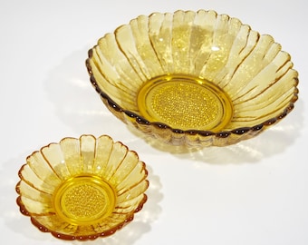 Vintage Anchor Hocking Mid Century sunflower "Country Estate" chip and dip set