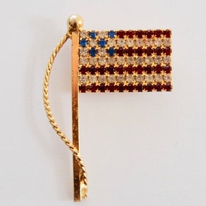 Vintage American flag costume jewelry brooch pin