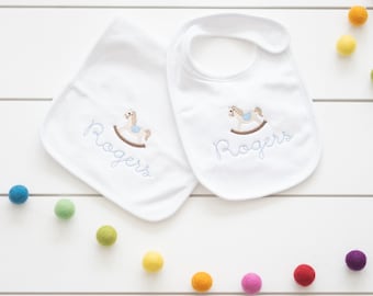 Monogram Bib & Burp Cloth // Baby Bib and Burp Cloth Set
