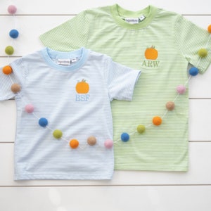 Jungen gesticktes Kürbis-Shirt: Personalisiertes Herbst-T-Shirt