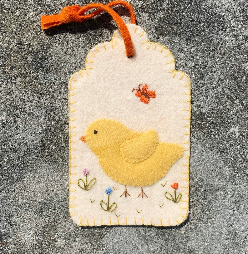 Spring Chick Wool Tag Kit Wool Appliqué Kit Beginners Wool Etsy