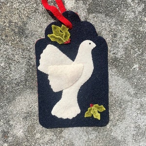 Dove Wool Tag Kit - Hand-Dyed Wool