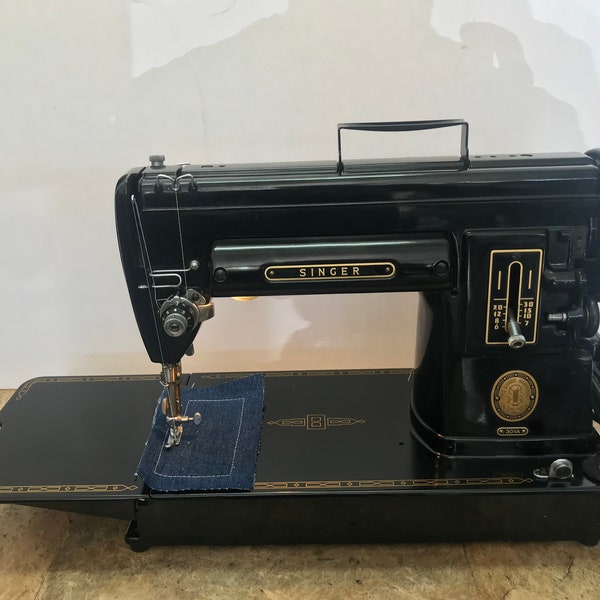 Máquina de coser Singer 301A
