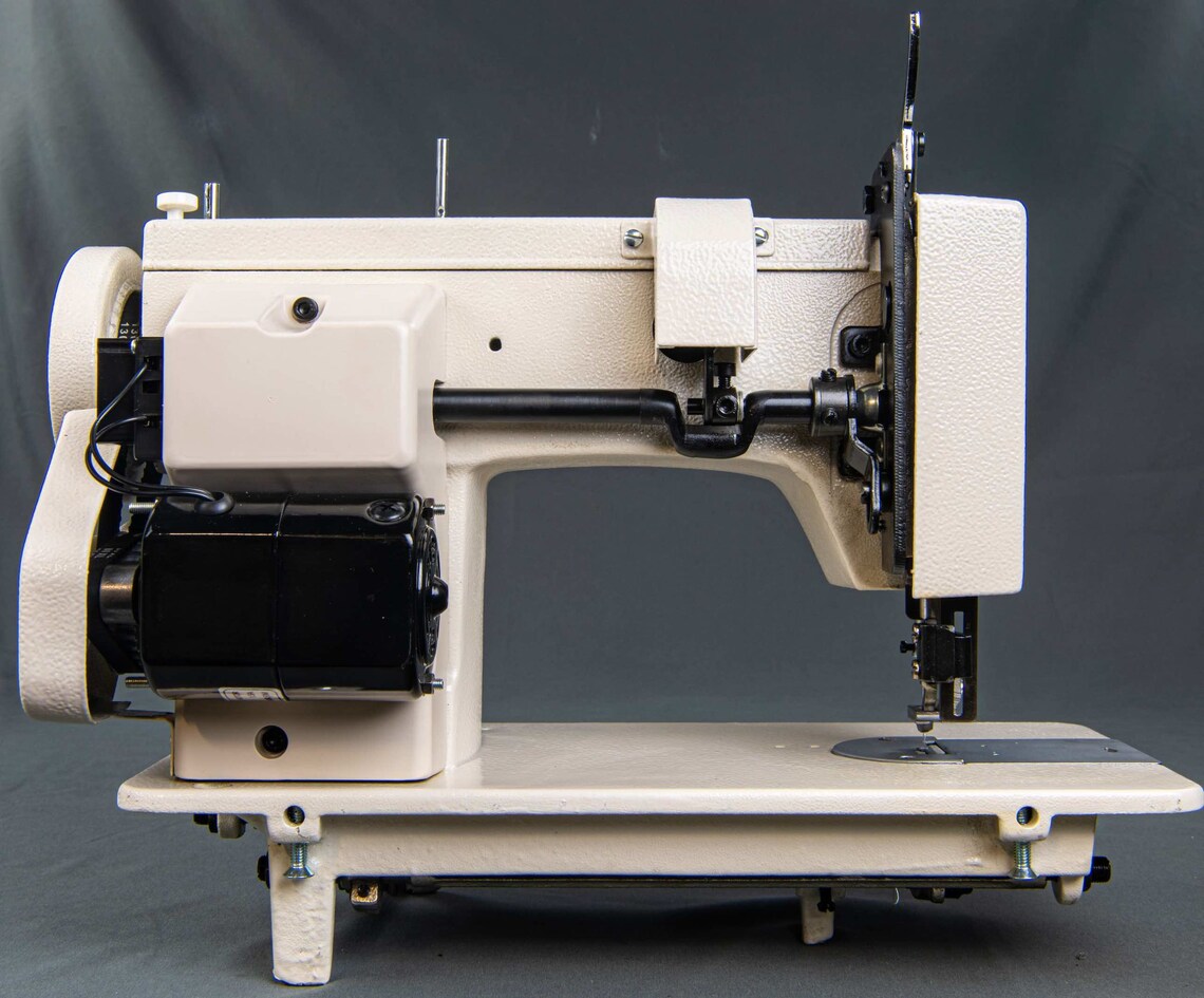 Tuffsew Zigzag Walking Foot Sewing Machine 9 Gate with 3 Extra Optional