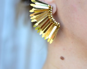 Small gold wings earrings/ wedding statement earrings