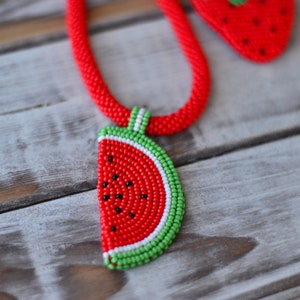 Beaded fruit lemon strawberry watermelon orange necklace pendant embroidered citrus chocker jewelry Statement summer funny necklace watermelon