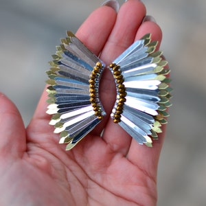 Eleganta Silver- & Guldänglavingar / Unika Dinglaörhängen small