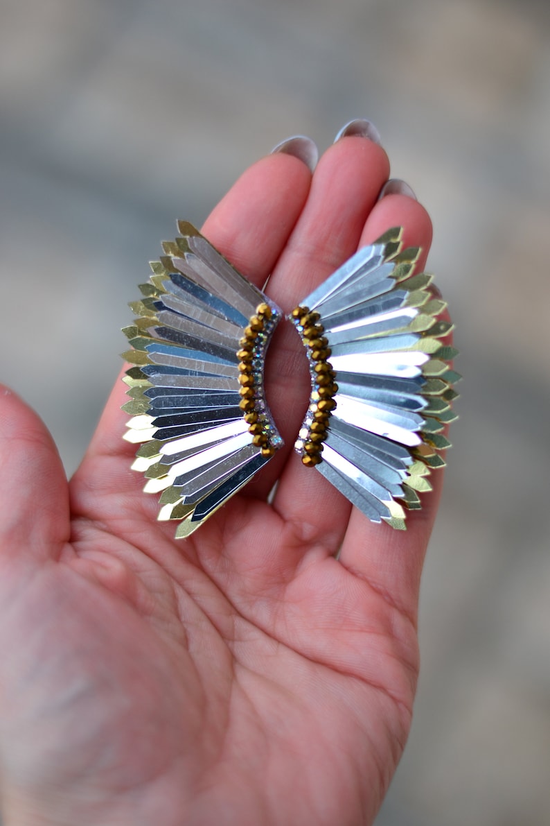 Eleganta Silver- & Guldänglavingar / Unika Dinglaörhängen small