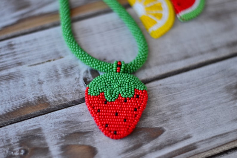 Beaded fruit lemon strawberry watermelon orange necklace pendant embroidered citrus chocker jewelry Statement summer funny necklace strawberry