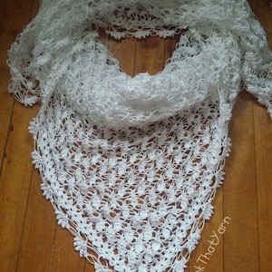 Crochet Pattern Triangular Noriega Wedding Shawl lace shawl Wedding throw wedding gift drape over head lace border image 2