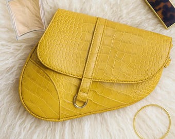 Crossbody Sling Bag For Ladies - Vegan leather