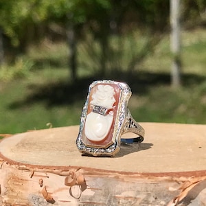 Antique 14K White Gold Cameo Locket Ring: Art Deco Diamond Shell Ring