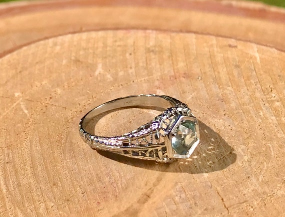 Antique 18K White Gold Aquamarine Ring - Edwardia… - image 5