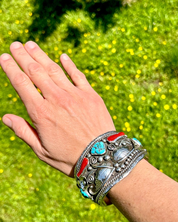 Hvy And Thick Chunky Vintage Zuni Turquoise Coral Native American Jewelry Silver Bracelet Hvy And Thick Chunky Vintage Zuni Turquoise Coral Native American Jewelry Silver Bracelet