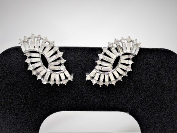 TRIFARI Clip on Earrings - image 1