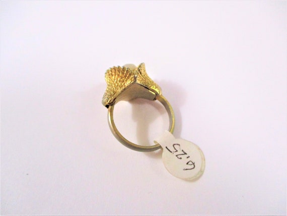Sarah Coventry Vintage Goldtone & Pearl Ring - image 6