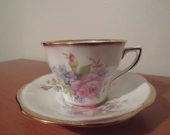 Vintage tea cup and saucer