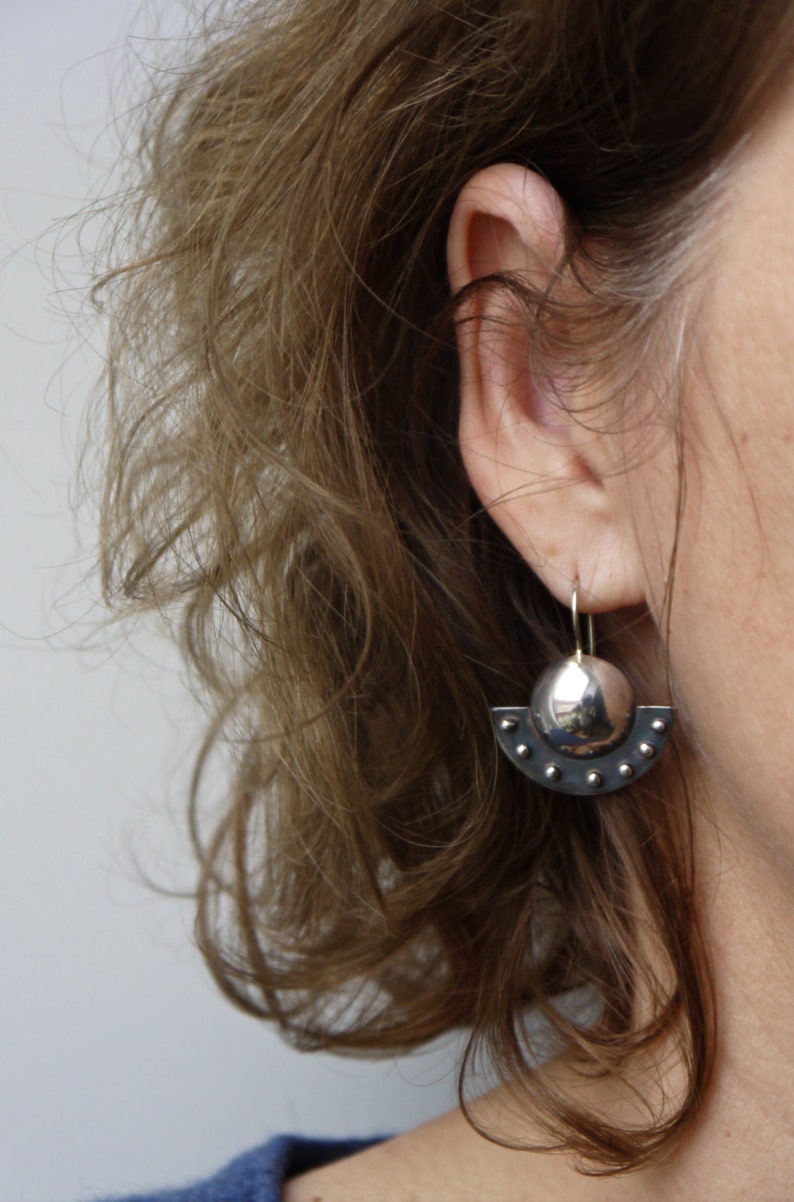 Half-round earrings in blackened sterling silver, semi-circles in sterling silver, half moon, fan-shaped, modern art deco, gift for her image 9