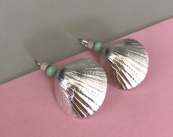 Sterling silver shell earrings with chrysopras and ceramic beads