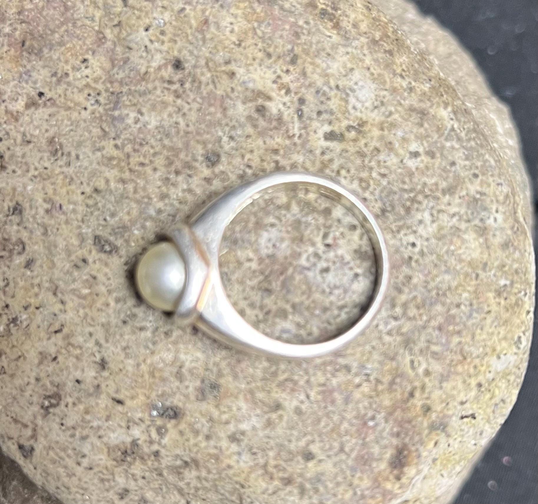 PEARL™ - Inlaid Pearls Ring main image 0