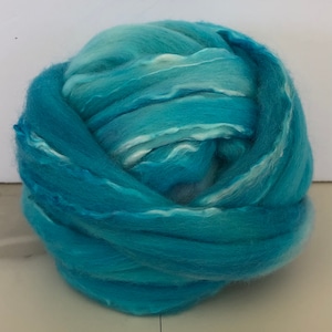 Merino Wool with Silk Blend, Roving,  Felting, Wet Felting, Nuno Felting, Needle Felting, Turquoise