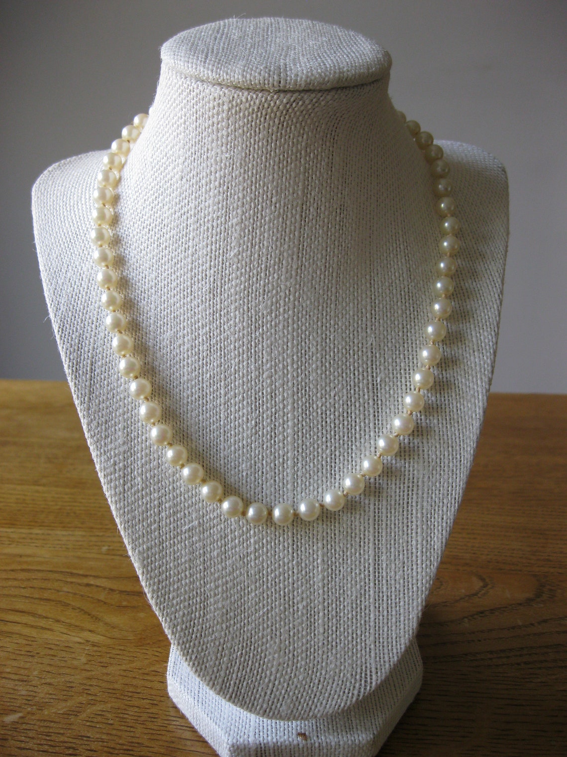 jka pearl necklace