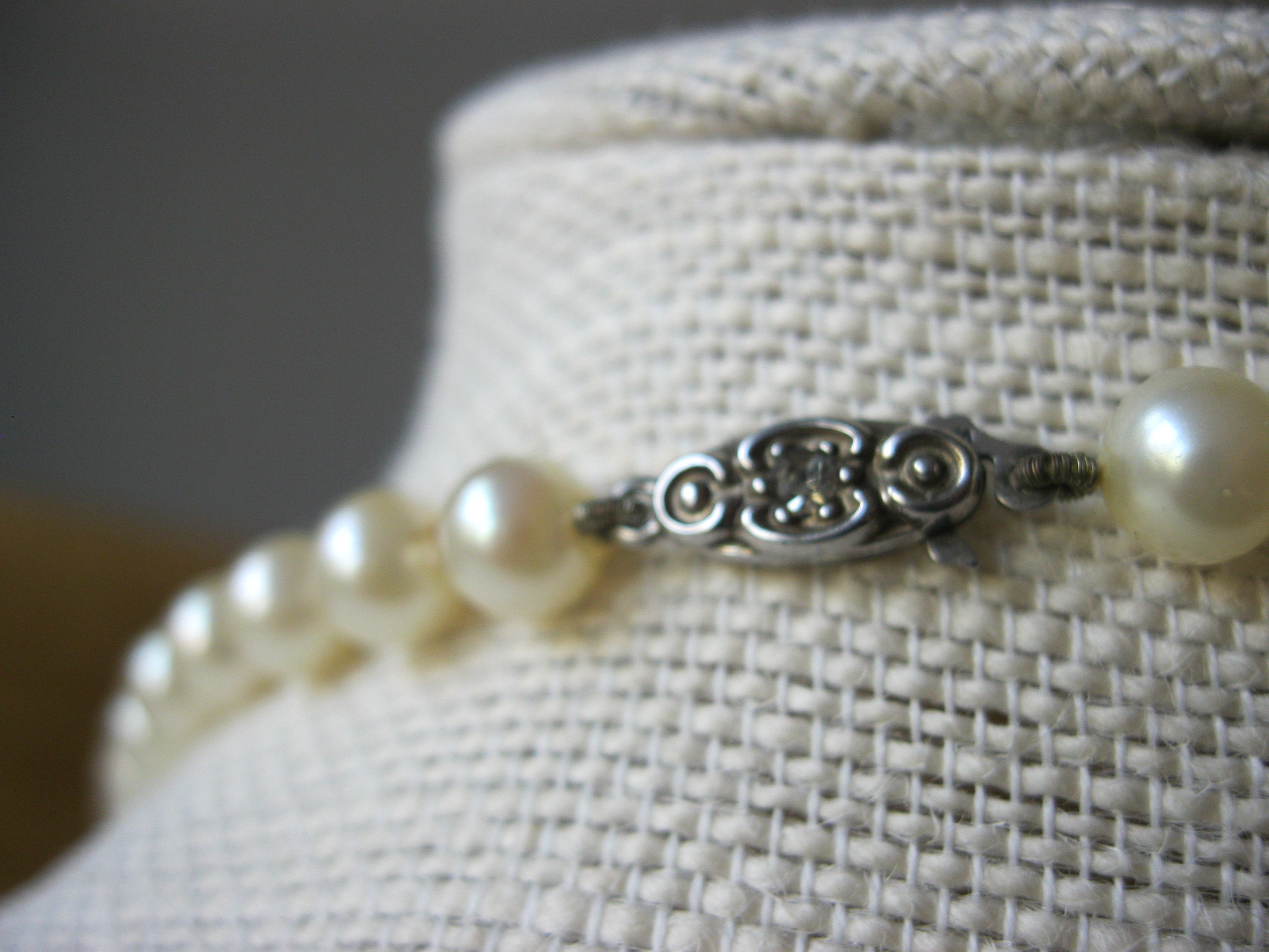 jka pearl necklace