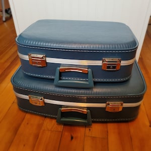 Vintage Luggage Blue Set of Two, Near Perfect Condition, No Stains, No Keys, Movie Prop, Traincase, Makeup case, Midcentury Modern Suitcase