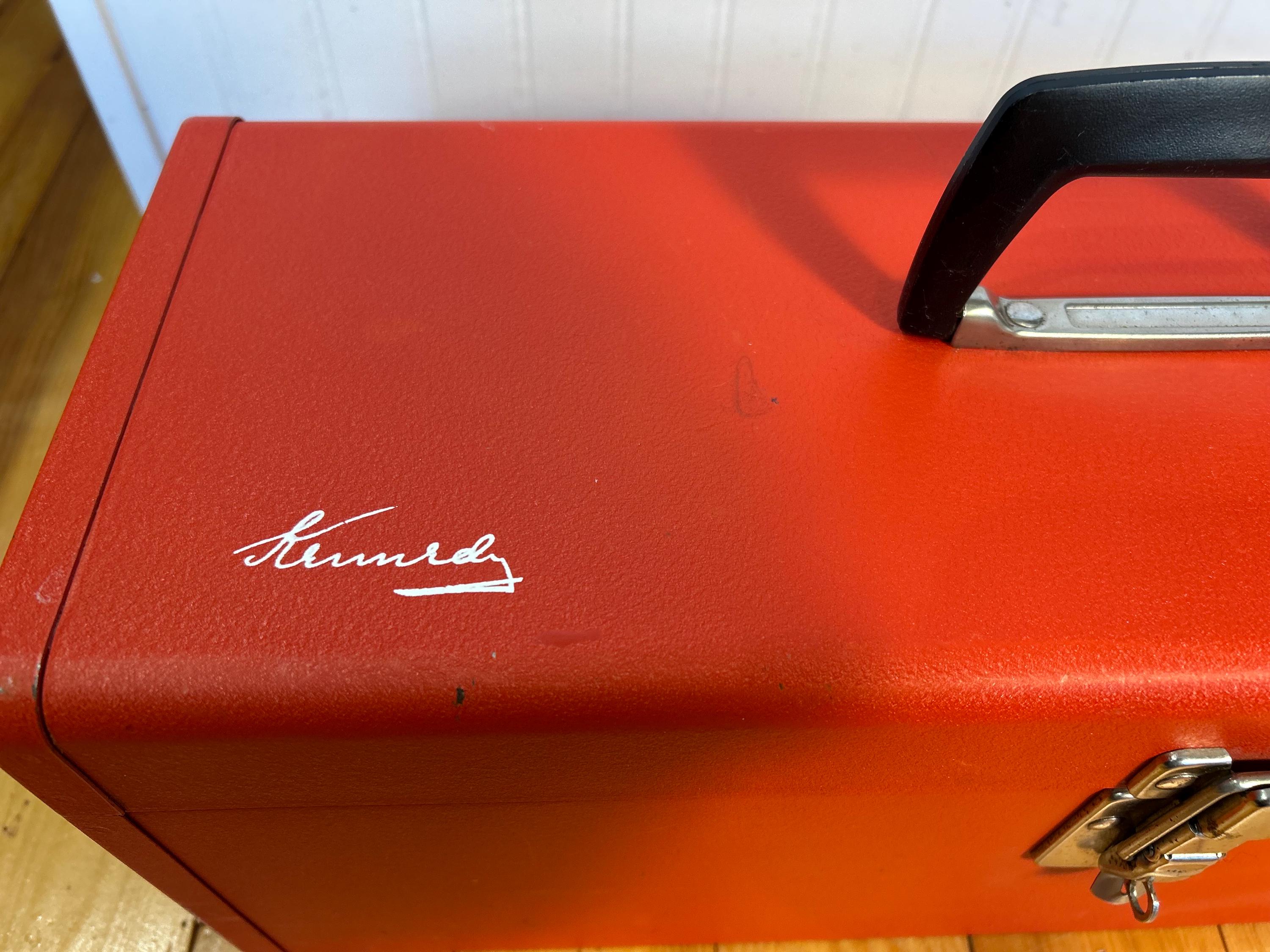 Pristine Vintage Kennedy KK-19 Toolbox – 1970s Classic | Made in