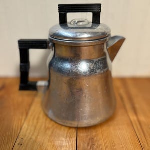 Vintage 1940s Wear-Ever Aluminum Percolator – 6 Cup Stovetop Coffee Pot | Model No. 3006 | Made in USA