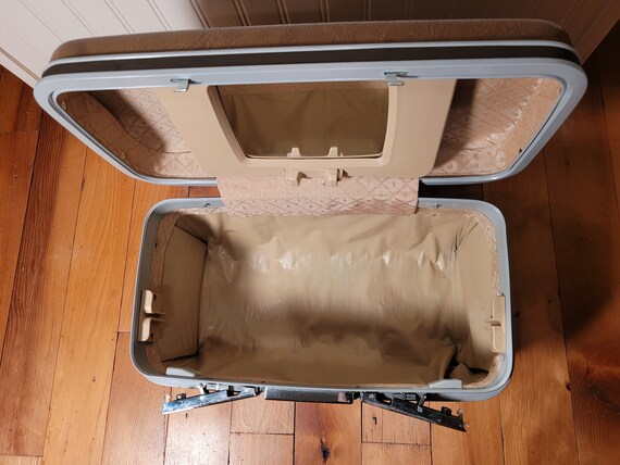 Vintage Samsonite Train case, Retro Luggage Makeu… - image 6