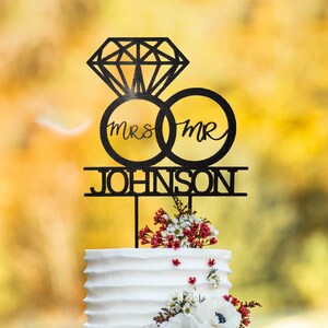 Custom Mr and Mrs Wedding Cake Topper, Personalized Cake Toppers for Wedding, Anniversary Rings Cake Topper, Wedding Cake Decor