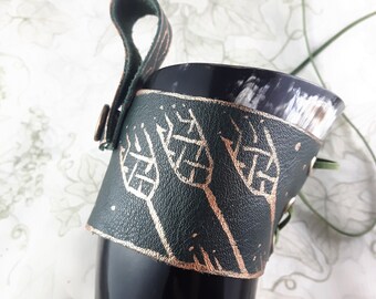 Knotwork Drinking Horn Holder- Hops and Wheat