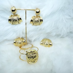New Design Gold Plated Necklace Celebrant Party Jewellery Set
