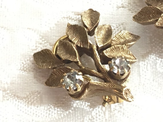 Vintage "Goldette" 3 pc. Brooch & Earring Set - image 8