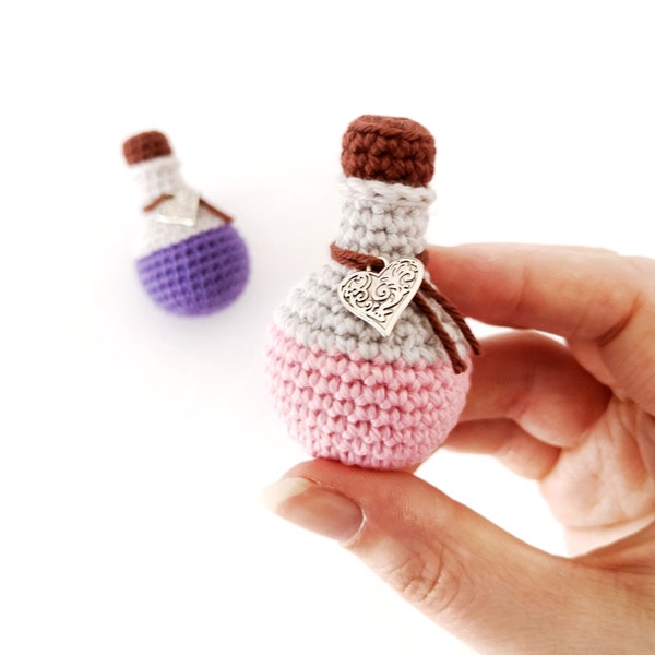 Potion Bottle Crochet PATTERN, No Sew Crochet Pattern, Amigurumi Pattern, Valentines Crochet Pattern, Quick Crochet Pattern, Love Potion