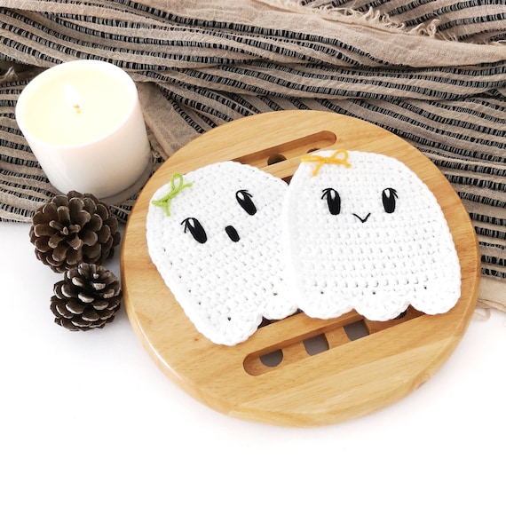 Ghost Coaster Crochet PATTERN, Crochet Halloween Coasters, Crochet Coaster Pattern, Crochet Decor, Halloween Crochet Pattern, Crochet Ghost