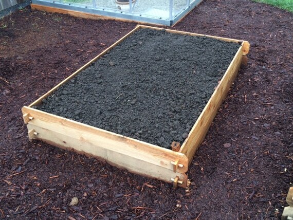 Items similar to Raised Garden bed 8 feet long on Etsy