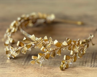Laurel leaf bridal tiara • Gold wedding crown • Greek goddess headband • Brass crown 8876