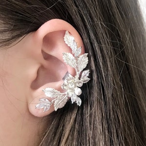 Olijfblad-oormanchet-oorklimmer • Griekse sieraden • Boho Huggie • Boho-oormanchet • Bruidsoorbellen
