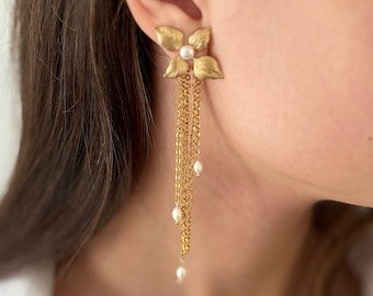 Gold Leaf Pearl Chain Earrings: Elegant Bridal Accessories