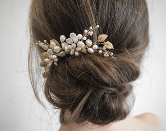 Freshwater pearl hair comb Bridal headpiece gold Wedding head accessories Side hair pieces