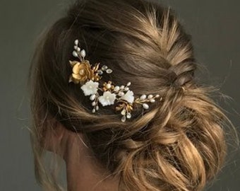 Wedding hair piece pearl Gold headpiece bridal Hairpiece for bride Floral hair comb Wedding hair clip gold Delicate hair comb